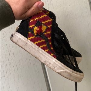 Calling the house of Gryffindor!! 🧙🏼‍♂️